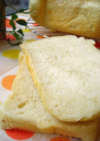 生クリームホワイトチョコ食パン