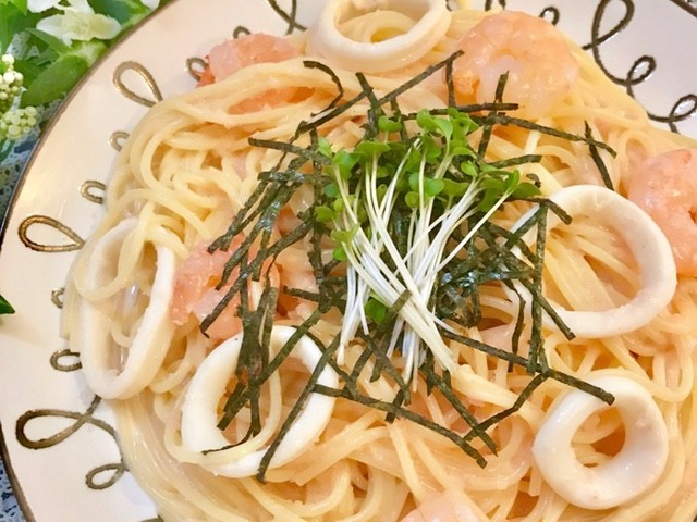 ぱお 公式ブログ イカと明太子のクリームパスタでおもてなし ロザンナさんのパスタボール Powered By Line