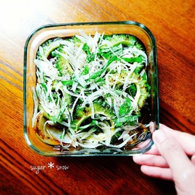夏の常備菜。ゴーヤの焼き浸し。