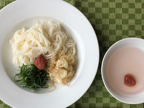 冷やしそうめん梅塩つゆ