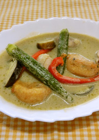 夏野菜のグリーンカレースープ
