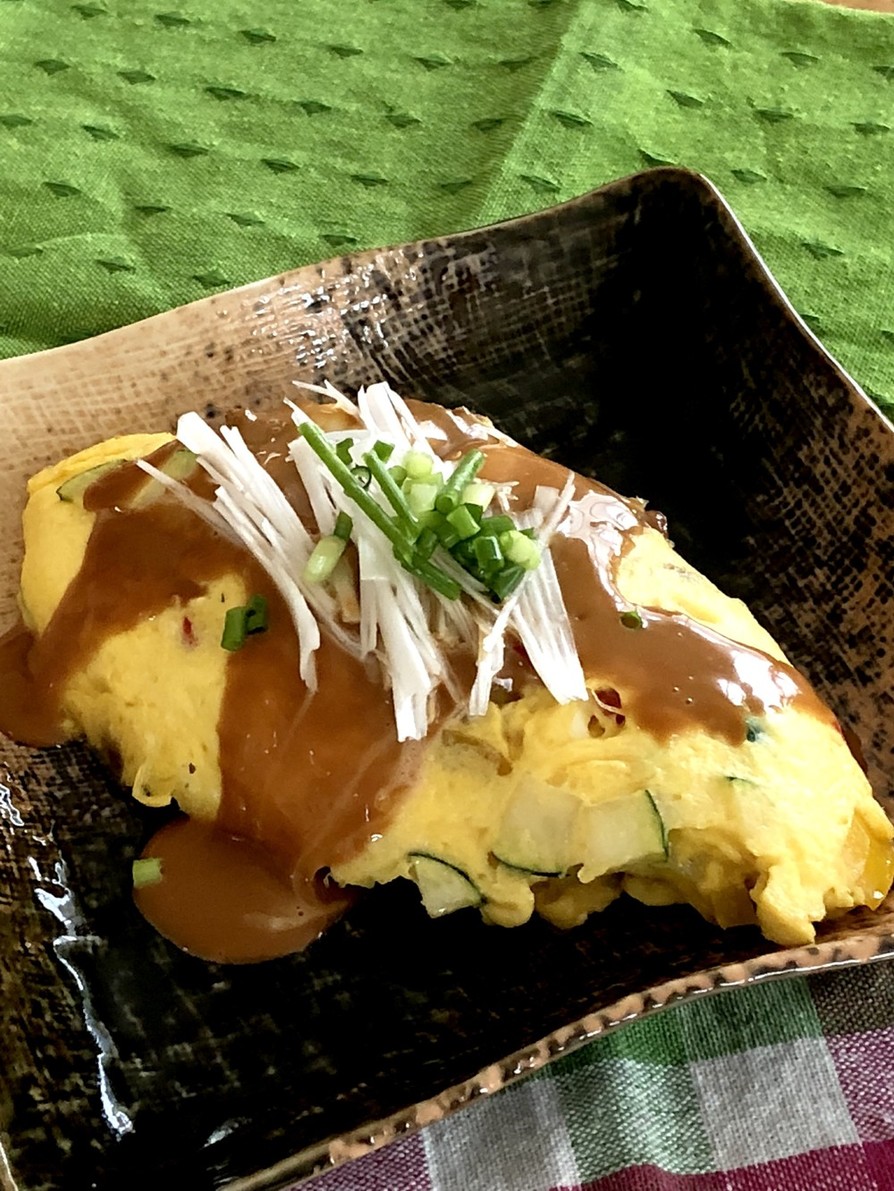 夏野菜の納豆オムレツ♡オイマヨ ソースの画像