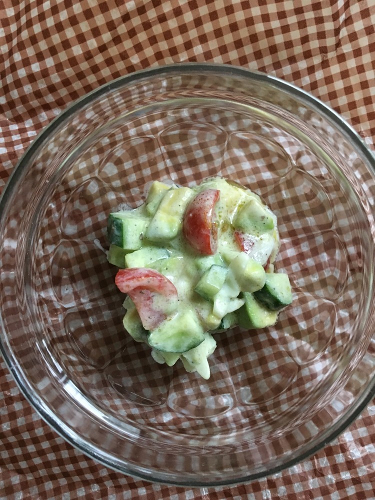 玉ねぎヨーグルトのアボカドサラダの画像