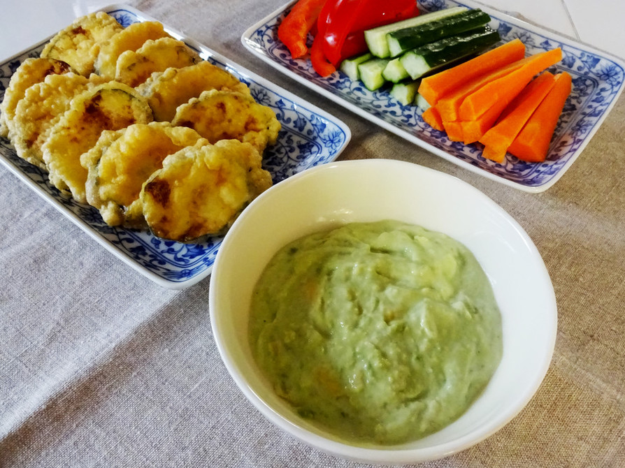 クリーミーアボカドヨーグルトディップのレシピ