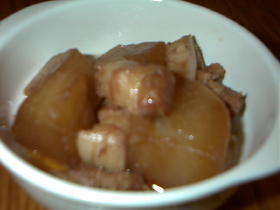 豚肉と大根のピリ辛べっこう煮