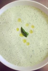 夏バテ防止☆キュウリの冷たいスープ