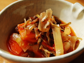 食べる煮干のトマト煮