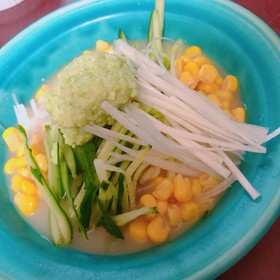 目にも涼やか麺