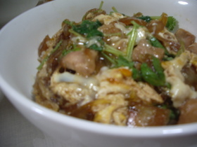 簡単・シンプル~な!!うんまぁい親子丼♬