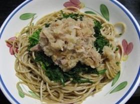 ツナおろし金のごまドレパスタ