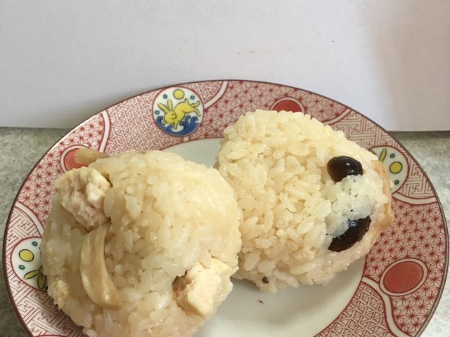 簡単 明治おでんの素で炊き込みご飯 レシピ 作り方 By Yonyon クックパッド 簡単おいしいみんなのレシピが352万品