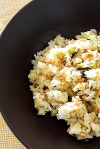 簡単ランチ☆納豆と塩昆布のチャーハン