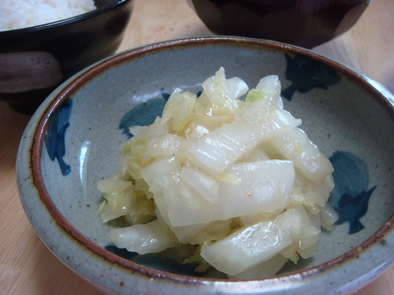 白菜の芯でシャキシャキ中華風漬物の写真
