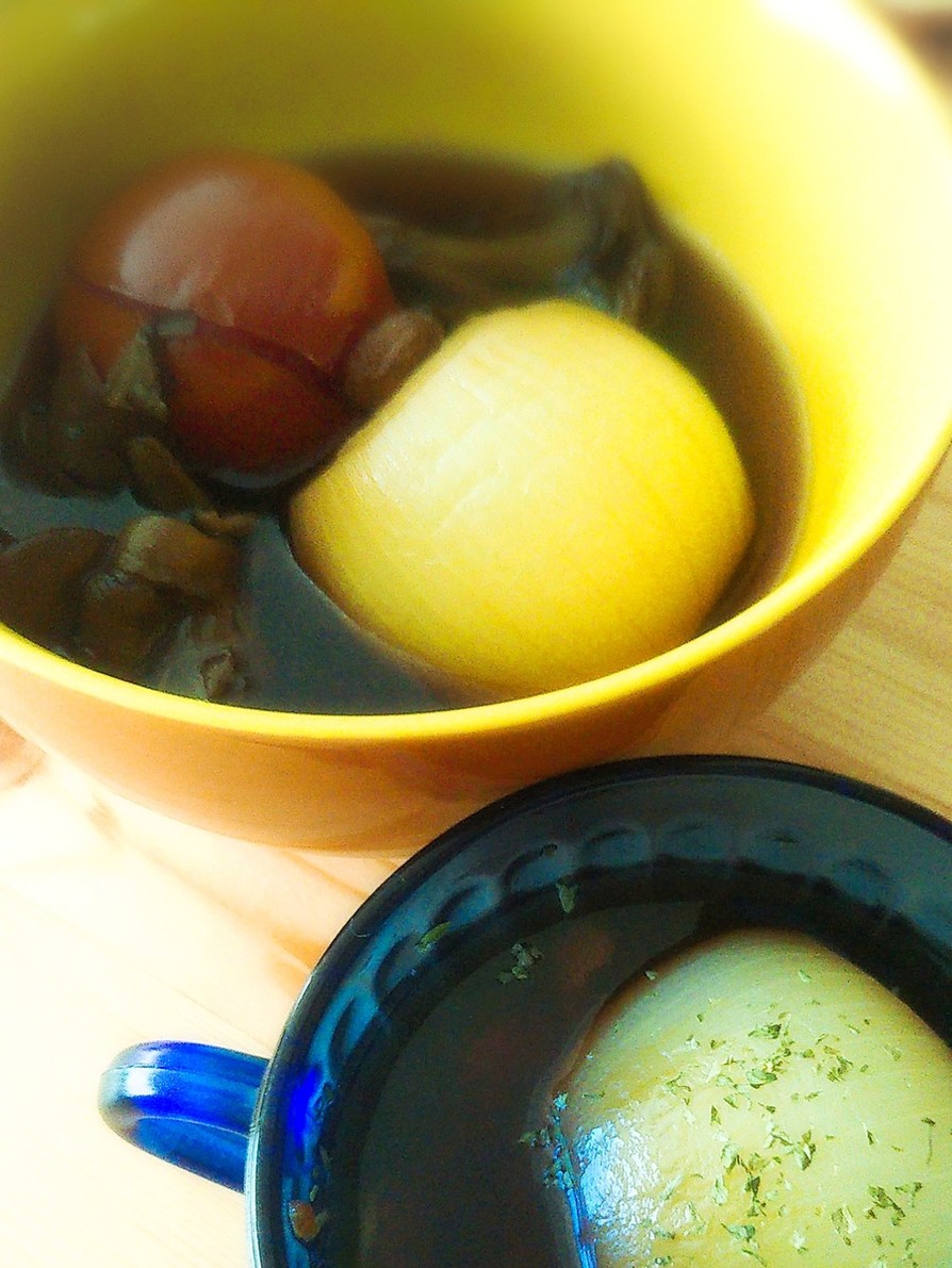 丸ごと野菜のゴボウ茶スープの画像