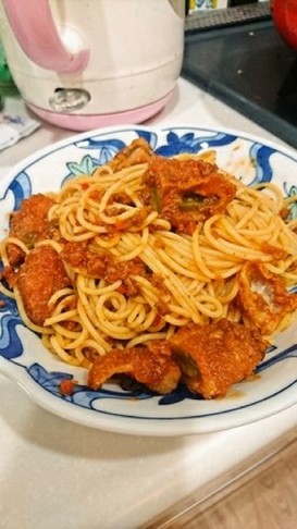 前日の残り物リメイク!フライ混ぜパスタ