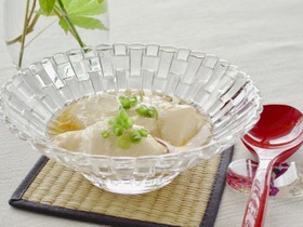 ぷるんっとだし玉子豆腐、よーく冷やして