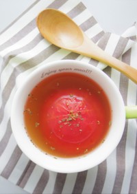 まるごとトマトのスープ