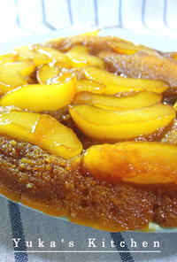 フライパンで桃のアップサイドダウンケーキ