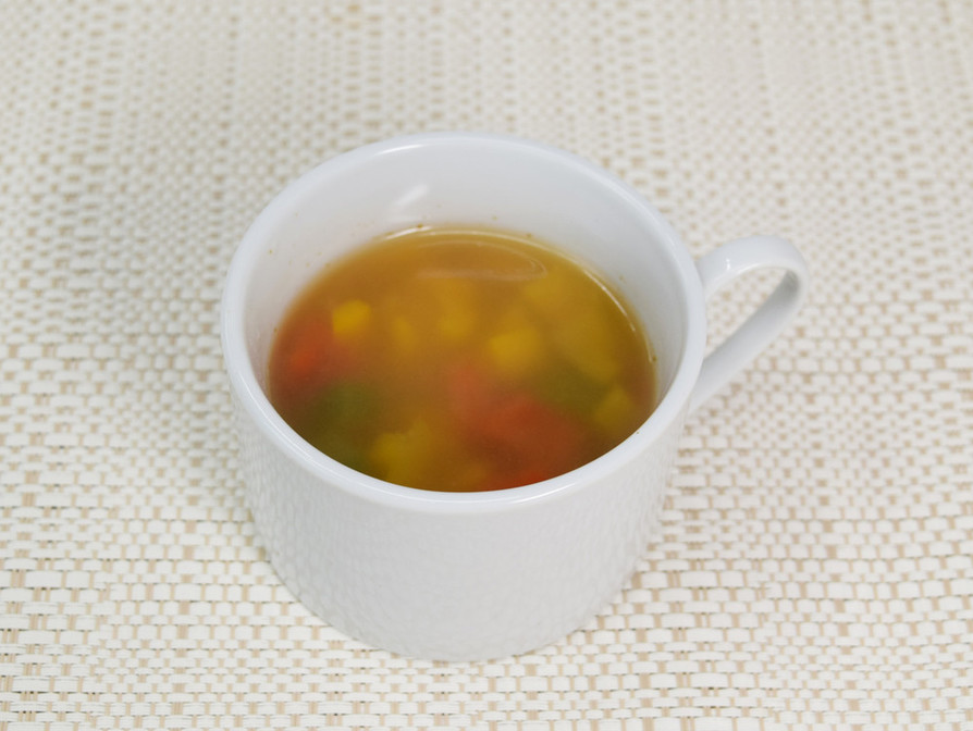彩り野菜のスープの画像