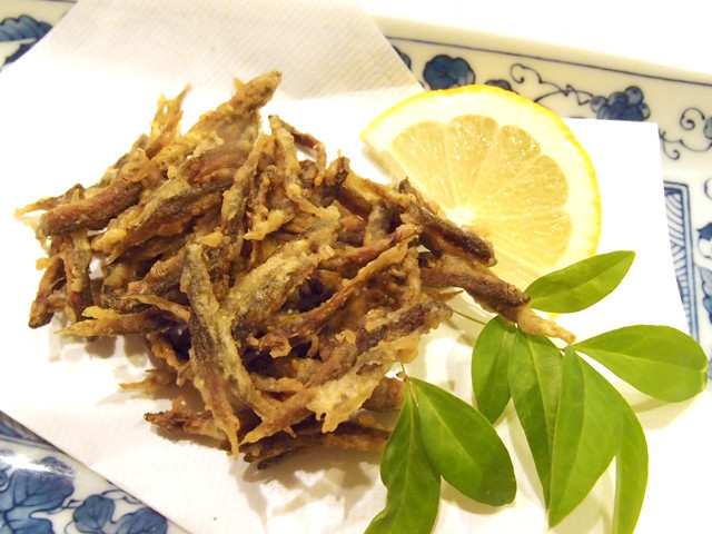 カラドジョウの唐揚げ カラ カラ揚げ レシピ 作り方 By 尾張こまき クックパッド 簡単おいしいみんなのレシピが361万品