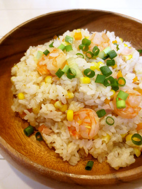 炊飯器で簡単♪とうもろこしのピラフ