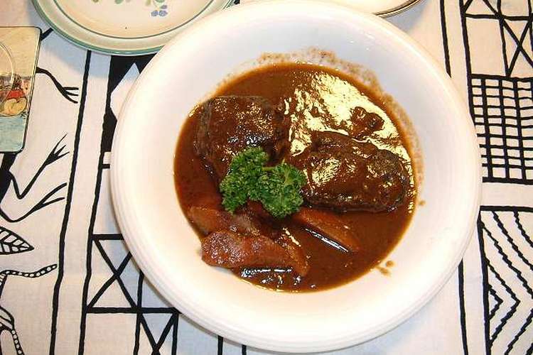 牛すね肉の赤ワイン煮 レシピ 作り方 By トムラウシ クックパッド 簡単おいしいみんなのレシピが352万品