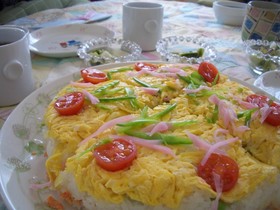 簡単で豪華な雛寿司