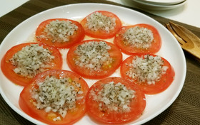 トマトとたまねぎの冷製サラダ