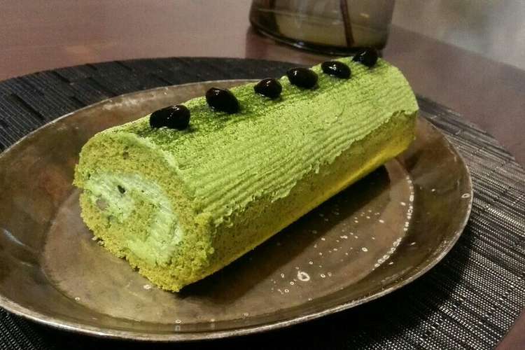 ほろ苦大人の抹茶のロールケーキ レシピ 作り方 By ククダパドコ クックパッド 簡単おいしいみんなのレシピが359万品