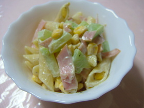 ♪ペンネでサラダ★何でも入れちゃえ♪