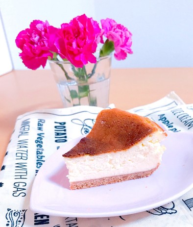 どっしり濃厚♡ベイクドチーズケーキの写真
