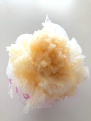 自家製 桃まるごと使った かき氷シロップの写真