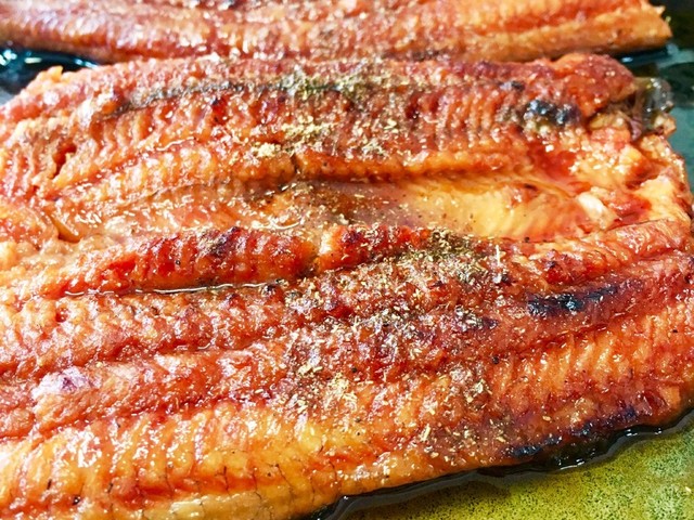 安いうなぎの蒲焼を美味しく食べる方法 レシピ 作り方 By あけこんぶ クックパッド 簡単おいしいみんなのレシピが354万品