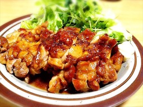 味付け簡単☆柔らか鶏もも肉の照り焼き