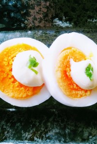 ゆで卵  with 辛子味噌の豆腐ソース