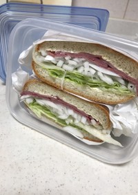 パストラミビーフのサンドイッチ