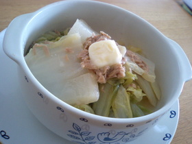 白菜とツナのにんにく煮☆バターのせ