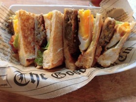 ロコモコ風ホットサンド