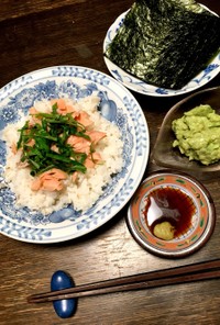 鮭と塩麹入りアボカドディップの手巻き寿司