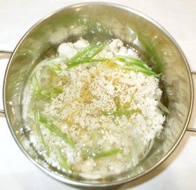 食べる中華風スープ♪簡単鶏ひき肉ネギ