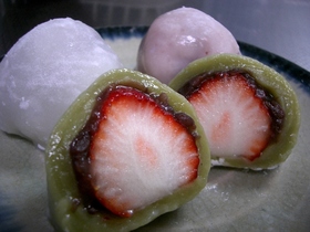 春の三色いちご大福