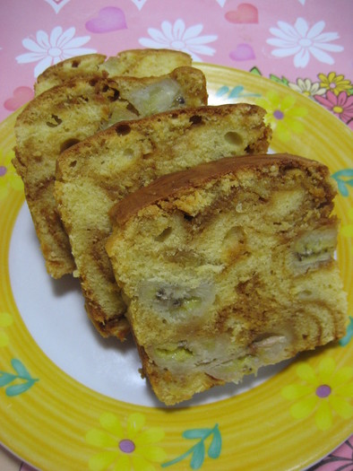 バナナ♡キャラメルチーズパウンドケーキの写真