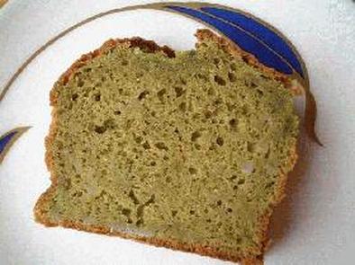 ミックス粉で作る簡単！！山芋入り抹茶のパウンドケーキの写真