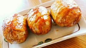 簡単 焼き肉のたれで肉巻きおにぎり