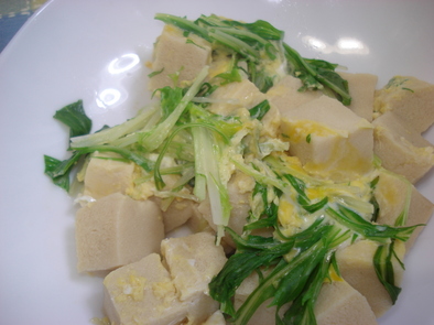 高野豆腐と水菜の卵とじ♪の写真