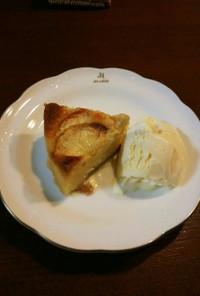 桃のタルト風アーモンドクリームケーキ