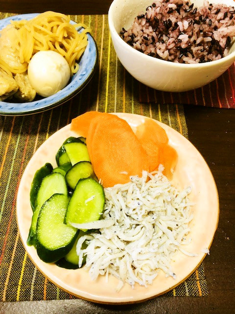 和食のお供に♥✿野菜を味塩で揉む！✿の画像