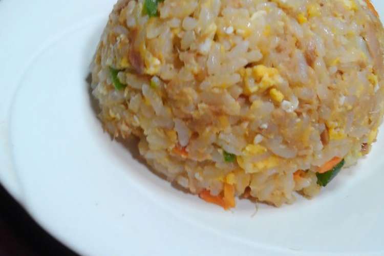 鶏ガラでコク増し ツナ卵チャーハン レシピ 作り方 By 0m0chi クックパッド 簡単おいしいみんなのレシピが359万品