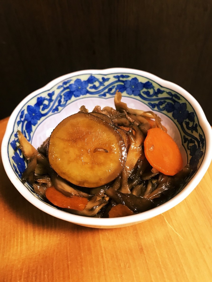 さつま芋と人参舞茸の甘辛炒めの画像