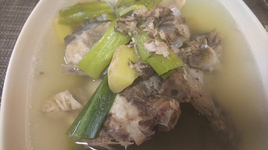 簡単美味・鰤アラの白だし炊きと白湯スープの画像